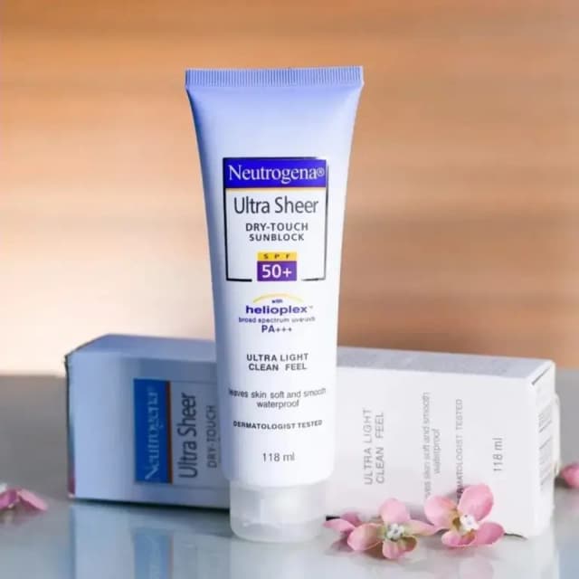 Neutrogena Ultra Sheer Dry Touch Sun Block SPF-50+ With Helioplex 118ml