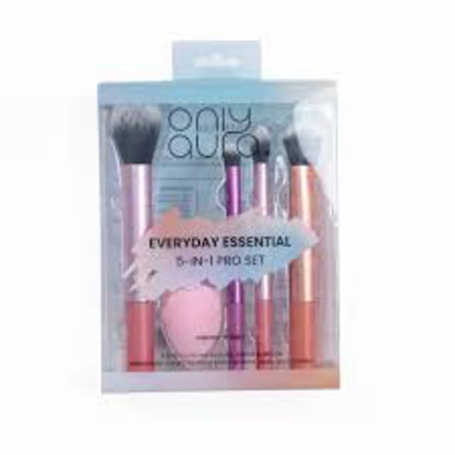 Only Aura Every Day Essential 5 In 1 Pro Set